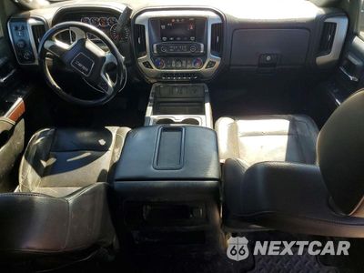 Zdjęcie 8 z 12 samochodu: 2015 GMC SIERRA K2500 SLT VIN:1GT12ZE82FF106683 - miniatura