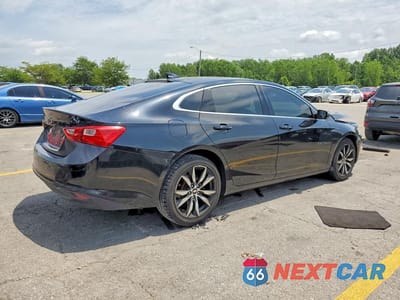Trzecie zdjęcie samochodu z tyłu: 2017 CHEVROLET MALIBU LT VIN:1G1ZE5ST1HF292983 - miniatura