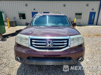 Piąte zdjęcie samochodu w środku: 2013 HONDA PILOT EXL VIN:5FNYF3H53DB003081 - miniatura