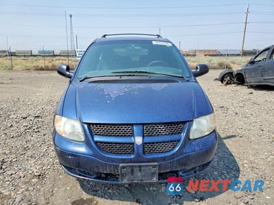Piąte zdjęcie samochodu w środku: 2001 DODGE GRAND CARAVAN SPORT VIN:2B4GP44R01R227641 - miniatura