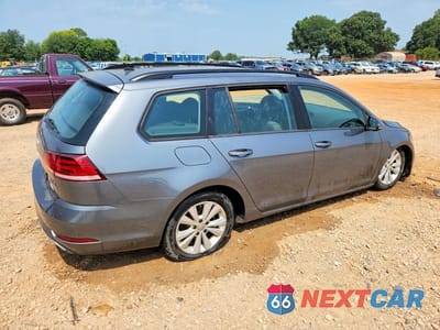 Trzecie zdjęcie samochodu z tyłu: 2019 VOLKSWAGEN GOLF SPORTWAGEN S VIN:3VW117AU7KM508409 - miniatura