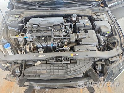 Zdjęcie 11 z 12 samochodu: 2025 HYUNDAI ELANTRA SEL SPORT VIN:KMHLM4DG3SU094379 - miniatura