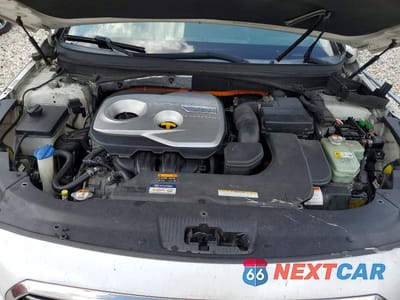 Zdjęcie 11 z 12 samochodu: 2016 HYUNDAI SONATA HYBRID LIMITED VIN:KMHE34L12GA031694 - miniatura