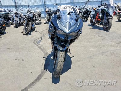 Drugie zdjęcie samochodu z przodu: 2025 KAWASAKI EX500 VIN:ML5EXGG11SDA69152 - miniatura