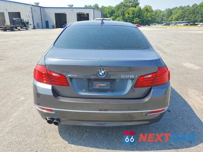 Zdjęcie 6 z 12 samochodu: 2016 BMW 528 XI VIN:WBA5A7C52GG643628 - miniatura