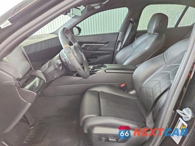 Zdjęcie 7 z 12 samochodu: 2025 BMW 530 I VIN:WBA43FJ01SCU53049 - miniatura