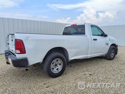 Trzecie zdjęcie samochodu z tyłu: 2022 RAM 1500 CLASSIC TRADESMAN VIN:3C6JR6DG0NG300989 - miniatura