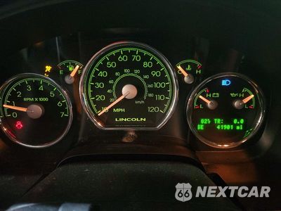 Zdjęcie 9 z 12 samochodu: 2007 LINCOLN MARK LT VIN:5LTPW18577FJ08977 - miniatura