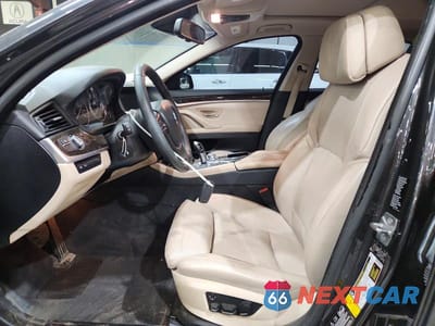 Zdjęcie 7 z 12 samochodu: 2011 BMW 535 XI VIN:WBAFU7C54BC439828 - miniatura