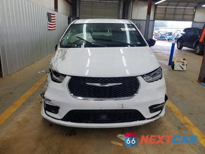 Piąte zdjęcie samochodu w środku: 2025 CHRYSLER PACIFICA SELECT VIN:2C4RC1BG3SR612071 - miniatura