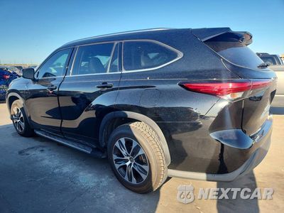 Drugie zdjęcie samochodu z przodu: 2021 TOYOTA HIGHLANDER XLE VIN:5TDGZRAH2MS081065 - miniatura