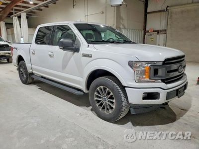 Czwarte zdjęcie samochodu z boku: 2018 FORD F150 SUPERCREW VIN:1FTEW1EP0JFD58147 - miniatura