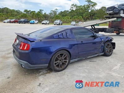 Trzecie zdjęcie samochodu z tyłu: 2012 FORD MUSTANG GT VIN:1ZVBP8CF2C5244353 - miniatura