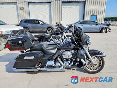 2009 HARLEY-DAVIDSON FLHTCU 1HD1FC4179Y632661 - główne zdjęcie licytacji z USA - miniatura