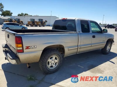 Trzecie zdjęcie samochodu z tyłu: 2000 CHEVROLET SILVERADO K1500 VIN:1GCEK19T1YE332644 - miniatura