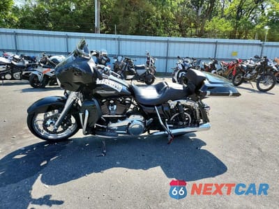 Trzecie zdjęcie samochodu z tyłu: 2023 HARLEY-DAVIDSON FLHX VIN:1HD1KBC11PB620836 - miniatura