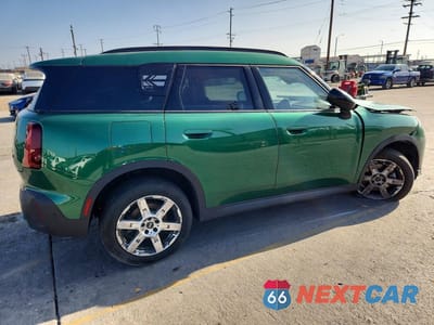 Trzecie zdjęcie samochodu z tyłu: 2025 MINI COUNTRYMAN S ALL4 VIN:WMZ23GA08S7P56936 - miniatura