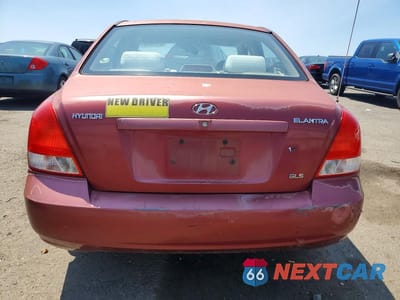 Zdjęcie 6 z 12 samochodu: 2002 HYUNDAI ELANTRA GLS VIN:KMHDN45D92U399911 - miniatura