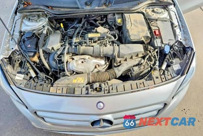 Zdjęcie 11 z 12 samochodu: 2017 MERCEDES-BENZ GLA 250 VIN:WDCTG4EB2HJ339305 - miniatura