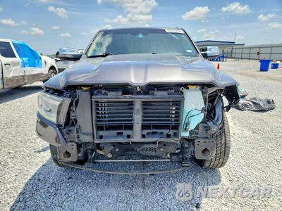 Piąte zdjęcie samochodu w środku: 2022 RAM 1500 LARAMIE VIN:1C6SRFJT9NN208146 - miniatura