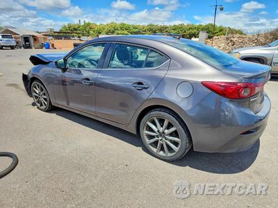 Drugie zdjęcie samochodu z przodu: 2018 MAZDA 3 TOURING VIN:3MZBN1V38JM256403 - miniatura
