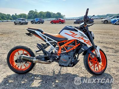 2017 KTM 390 DUKE MD2JPJ402HC212371 - główne zdjęcie licytacji z USA - miniatura