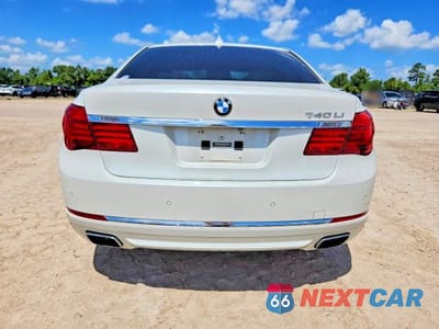Zdjęcie 6 z 12 samochodu: 2014 BMW 740 LI VIN:WBAYE4C5XED138421 - miniatura