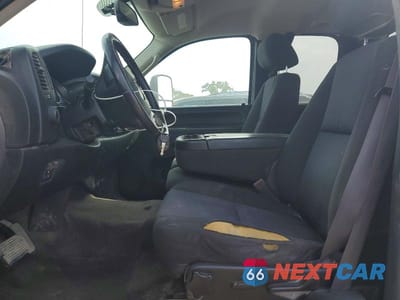 Zdjęcie 7 z 12 samochodu: 2011 GMC SIERRA K2500 SLE VIN:1GT220CG0BZ265995 - miniatura