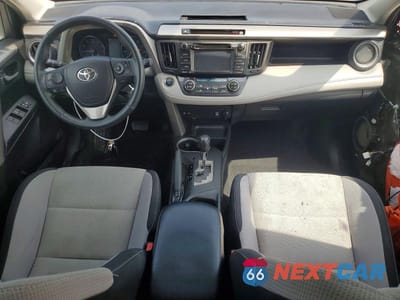 Zdjęcie 8 z 14 samochodu: 2017 TOYOTA RAV4 XLE VIN:2T3RFREV3HW690056 - miniatura