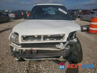 Zdjęcie 11 z 13 samochodu: 1999 TOYOTA RAV4 BASE VIN:JT3GP10V1X0035107 - miniatura