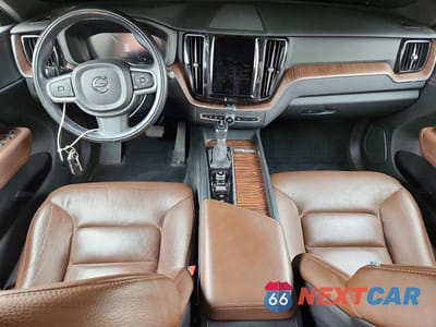 Zdjęcie 8 z 13 samochodu: 2021 VOLVO XC60 T5 MOMENTUM VIN:YV4102RK4M1758084 - miniatura