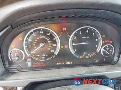 Zdjęcie 9 z 12 samochodu: 2014 BMW X5 XDRIVE50I VIN:5UXKR6C57E0C03775 - miniatura