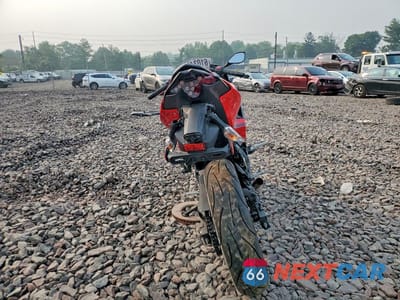 Czwarte zdjęcie samochodu z boku: 2024 KAWASAKI EX500 VIN:ML5EXGG10RDA17490 - miniatura