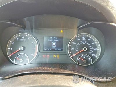 Zdjęcie 9 z 12 samochodu: 2020 KIA OPTIMA LX VIN:5XXGT4L37LG383246 - miniatura