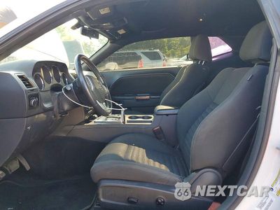 Zdjęcie 7 z 12 samochodu: 2014 DODGE CHALLENGER SXT VIN:2C3CDYAG4EH127109 - miniatura