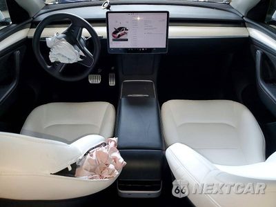 Zdjęcie 8 z 13 samochodu: 2024 TESLA MODEL Y VIN:7SAYGDEF1RA291819 - miniatura