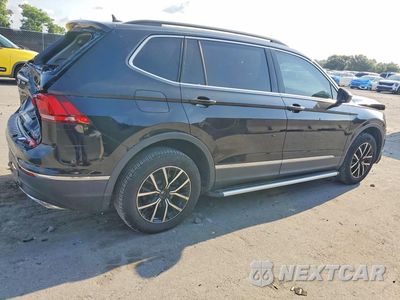 Trzecie zdjęcie samochodu z tyłu: 2021 VOLKSWAGEN TIGUAN SE VIN:3VV3B7AX9MM122064 - miniatura