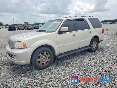 2006 LINCOLN NAVIGATOR 5LMFU27536LJ04400 - główne zdjęcie licytacji z USA - miniatura