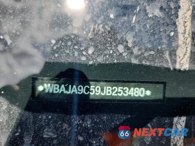 Zdjęcie 12 z 12 samochodu: 2018 BMW 530E VIN:WBAJA9C59JB253480 - miniatura