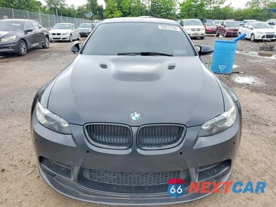 Piąte zdjęcie samochodu w środku: 2012 BMW M3 VIN:WBSKG9C53CE798123 - miniatura