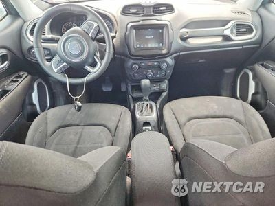 Zdjęcie 8 z 14 samochodu: 2018 JEEP RENEGADE LATITUDE VIN:ZACCJABB3JPH62782 - miniatura