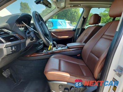 Zdjęcie 7 z 13 samochodu: 2013 BMW X5 XDRIVE35I VIN:5UXZV4C50D0E07024 - miniatura