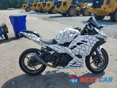 2023 KAWASAKI EX400 JKAEXKH11PDAR1922 - główne zdjęcie licytacji z USA - miniatura