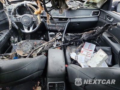 Zdjęcie 8 z 12 samochodu: 2020 KIA OPTIMA EX VIN:5XXGU4L15LG424632 - miniatura