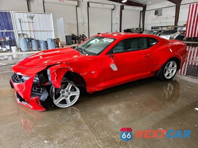 2021 CHEVROLET CAMARO LS 1G1FB1RX0M0104867 - główne zdjęcie licytacji z USA - miniatura
