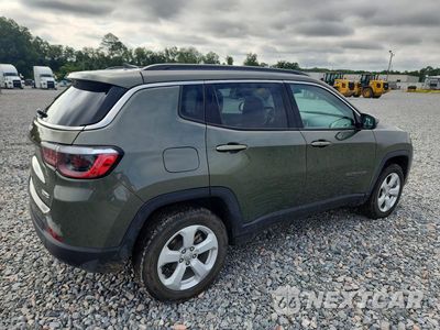 Trzecie zdjęcie samochodu z tyłu: 2021 JEEP COMPASS LATITUDE VIN:3C4NJDBB6MT529924 - miniatura