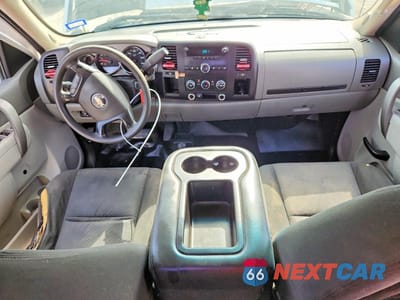 Zdjęcie 8 z 12 samochodu: 2011 CHEVROLET SILVERADO K2500 HEAVY DUTY VIN:1GC2KVCG5BZ144814 - miniatura