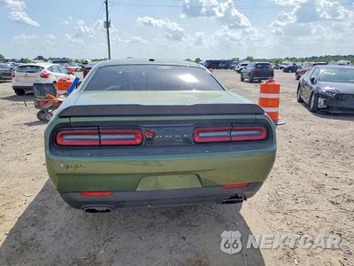 Zdjęcie 6 z 12 samochodu: 2018 DODGE CHALLENGER SXT VIN:2C3CDZAGXJH271053 - miniatura
