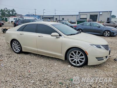 Czwarte zdjęcie samochodu z boku: 2014 LINCOLN MKZ HYBRID VIN:3LN6L2LU6ER822395 - miniatura