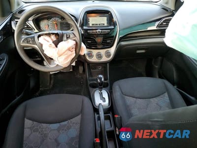 Zdjęcie 8 z 12 samochodu: 2018 CHEVROLET SPARK 1LT VIN:KL8CD6SAXJC439189 - miniatura